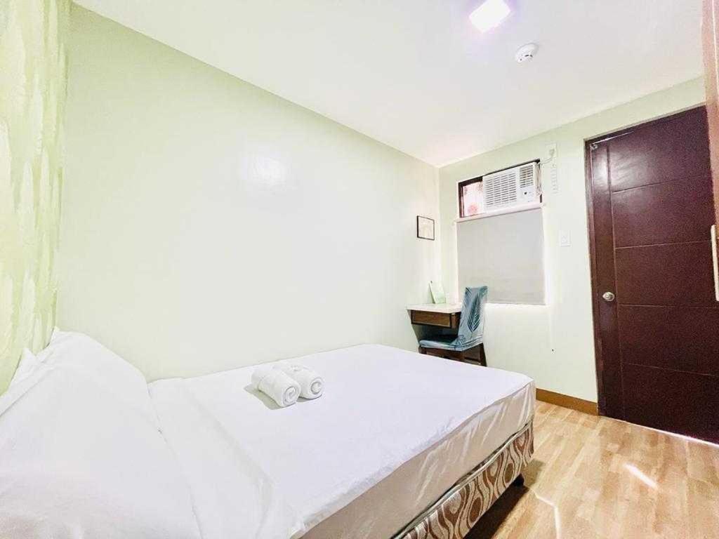 Oyo 1008 Armond Bed And Breakfast Lapu-Lapu City Bagian luar foto