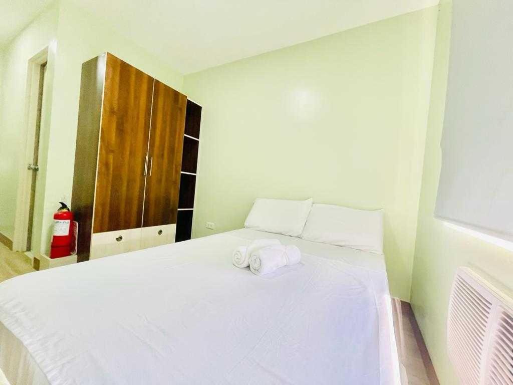 Oyo 1008 Armond Bed And Breakfast Lapu-Lapu City Bagian luar foto